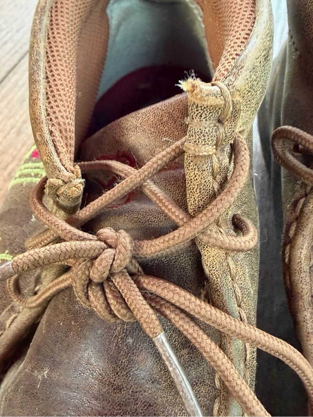 TWISTED X WOMEN'S CACTUS CHUKKA CASUAL BOOTS 9.5